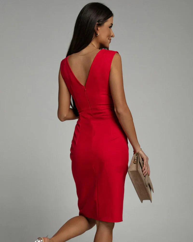Alina | Fitted Dress with V-Neckline and Slit